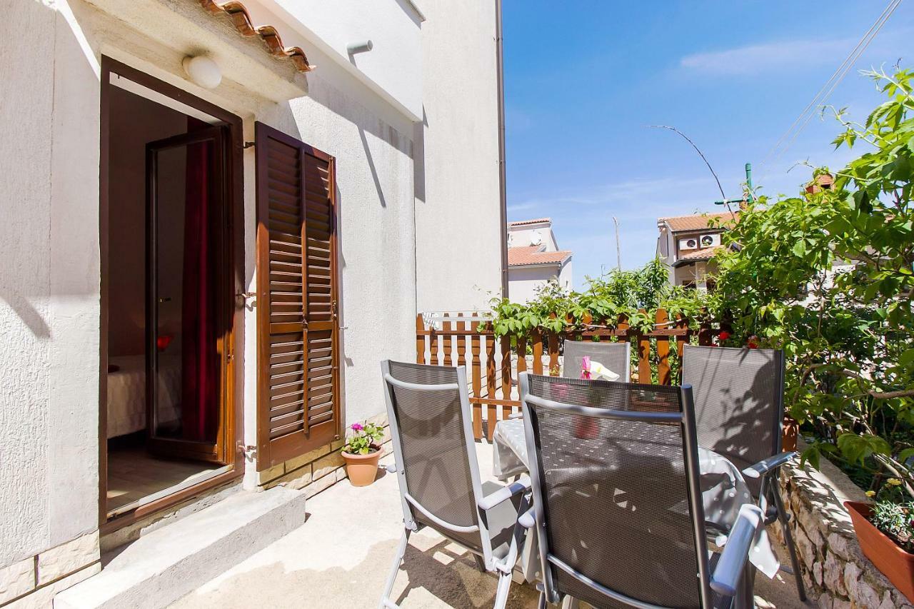 מאלי לוסיניי Apartment Budinic מראה חיצוני תמונה
