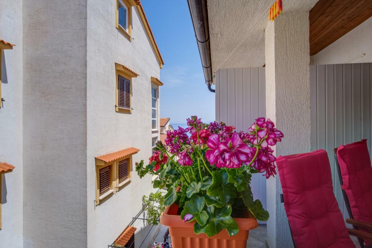 מאלי לוסיניי Apartment Budinic מראה חיצוני תמונה
